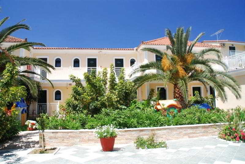 Danny'S & Kali Pigi Hotel Аликанас Екстериор снимка